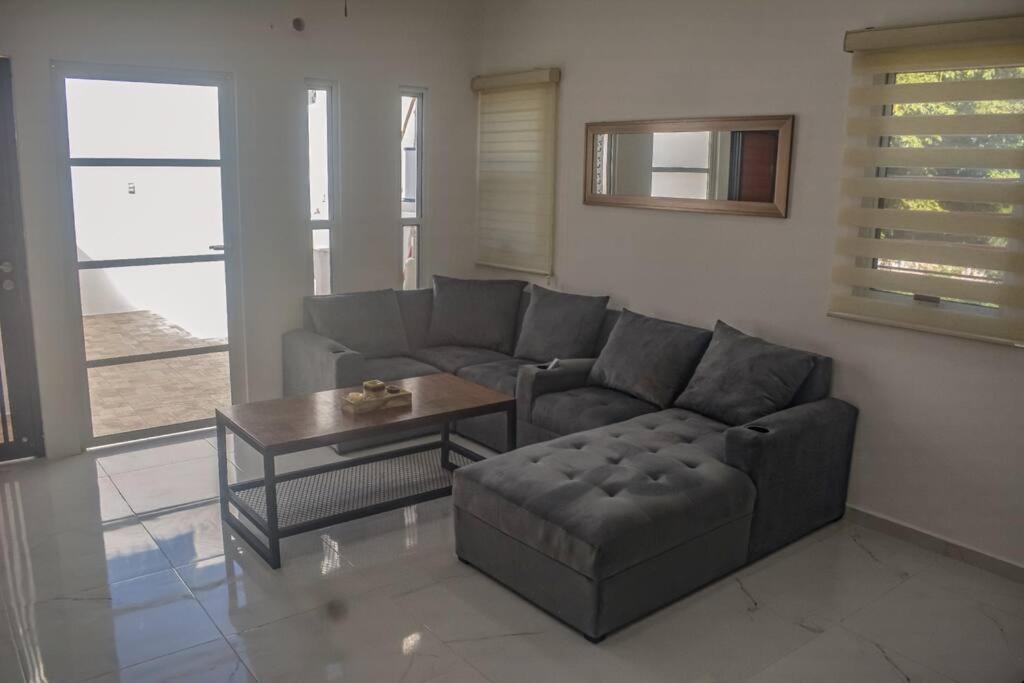 Casa Paloma 2 En Segunda Planta Cerca De Aeropuerto Y Centro Comercial Chetumal Eksteriør billede