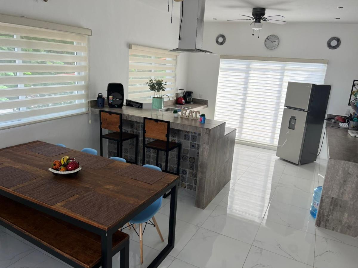 Casa Paloma 2 En Segunda Planta Cerca De Aeropuerto Y Centro Comercial Chetumal Eksteriør billede